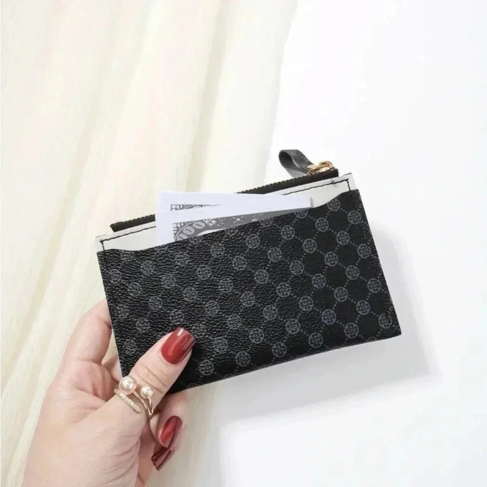⚠️Clearance Black And White Patterned Print Cardholder / Wallet - Picture 5 of 5